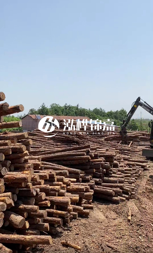 商丘挖機(jī)打木樁專業(yè)施工-松木樁打樁木價(jià)格哪家供應(yīng)商更實(shí)惠？