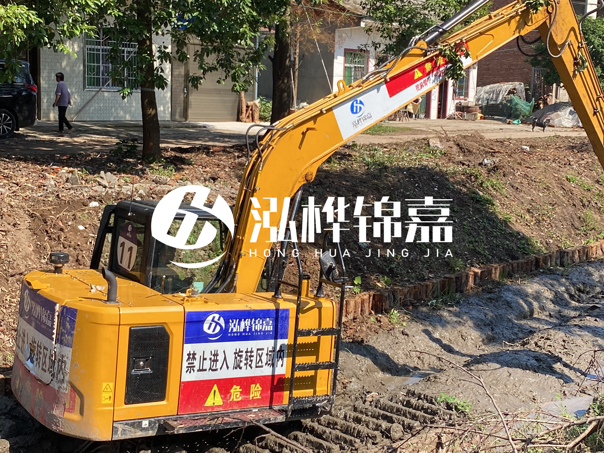 江蘇松木樁廠家泓樺錦嘉 - 6 米小頭 10 公分木樁多少錢？